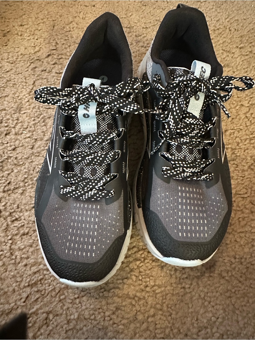 Hi-Tec Black and White Athletic Shoe with Speckled Laces